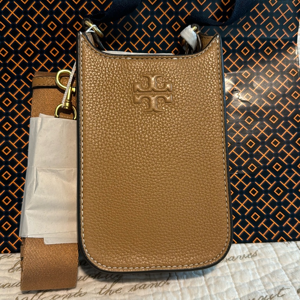 NWT Thea cellphone crossbody in color Tiramisu